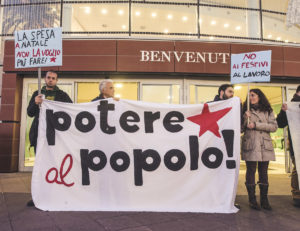 26D Marcianise Centro Commerciale Campania - Festivi al Lavoro no grazie Potere al Popolo_12