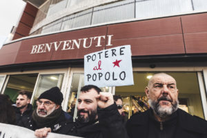 26D Marcianise Centro Commerciale Campania - Festivi al Lavoro no grazie Potere al Popolo_5