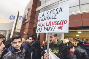 26D Marcianise Centro Commerciale Campania - Festivi al Lavoro no grazie Potere al Popolo_9