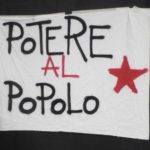 striscione Potere al Popolo