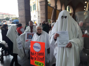 Sanremo: fuori dal festival, fantasmi contro l'oscuramento mediatico!