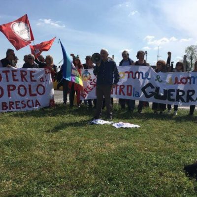 Brescia no alla guerra potere al popolo