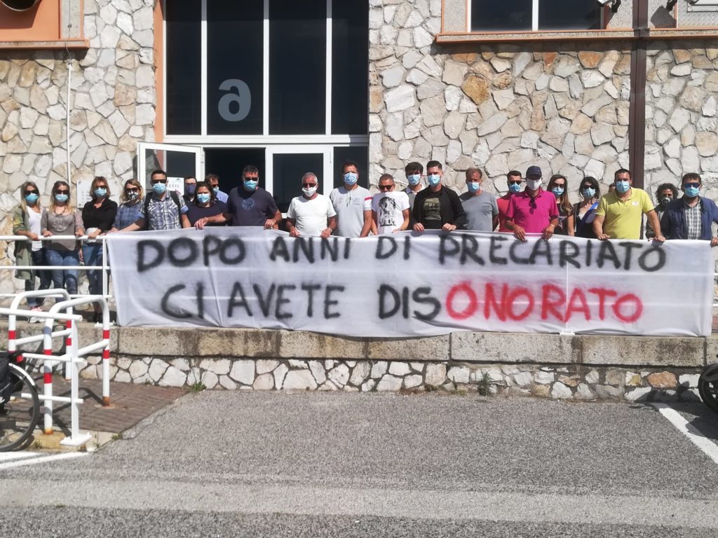 solidarietà lavoratori porto 2000