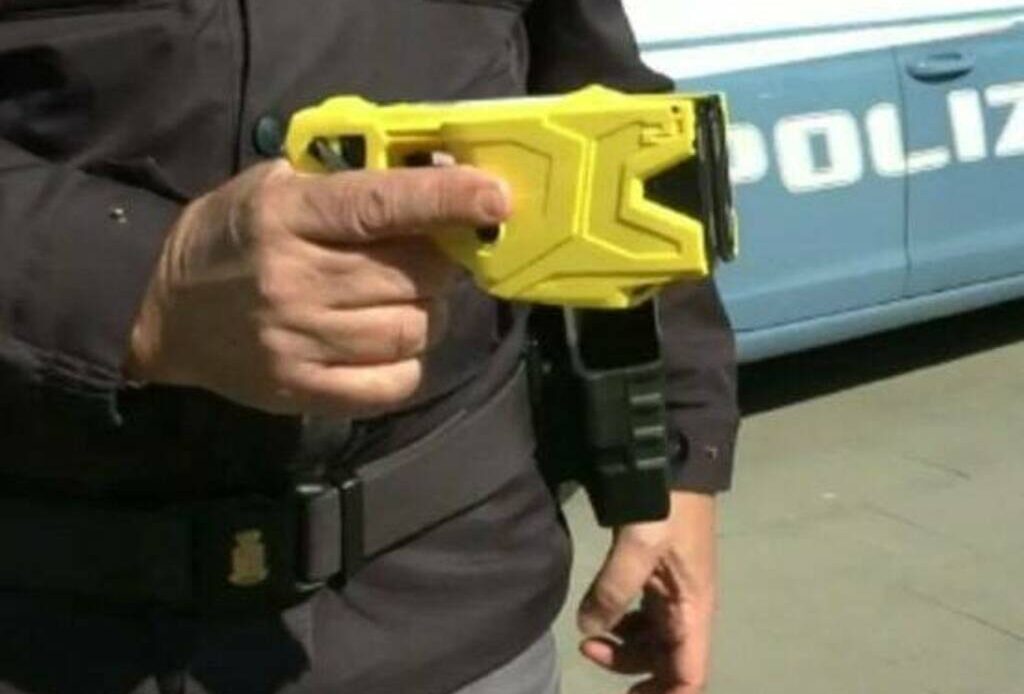 LIVORNO: NO AI TASER