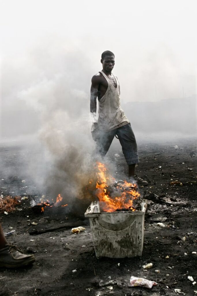Nyaba Léon Ouédraogo (Burkina Faso), L’enfer du Cuivre (Hell of Copper), 2008.